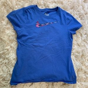 NIKE girls t-shirt